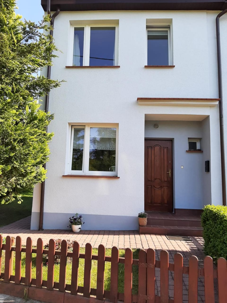 Apartament – 3 pokojowe dwupoziomowe mieszkanie z ogrodem Apartment in Pomeranian Voivodeship