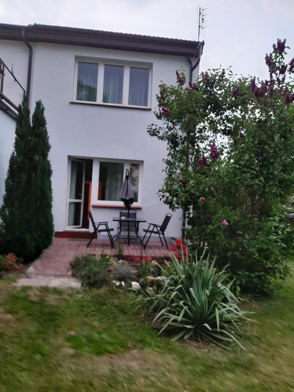 Apartament – 3 pokojowe dwupoziomowe mieszkanie z ogrodem Apartment in Pomeranian Voivodeship