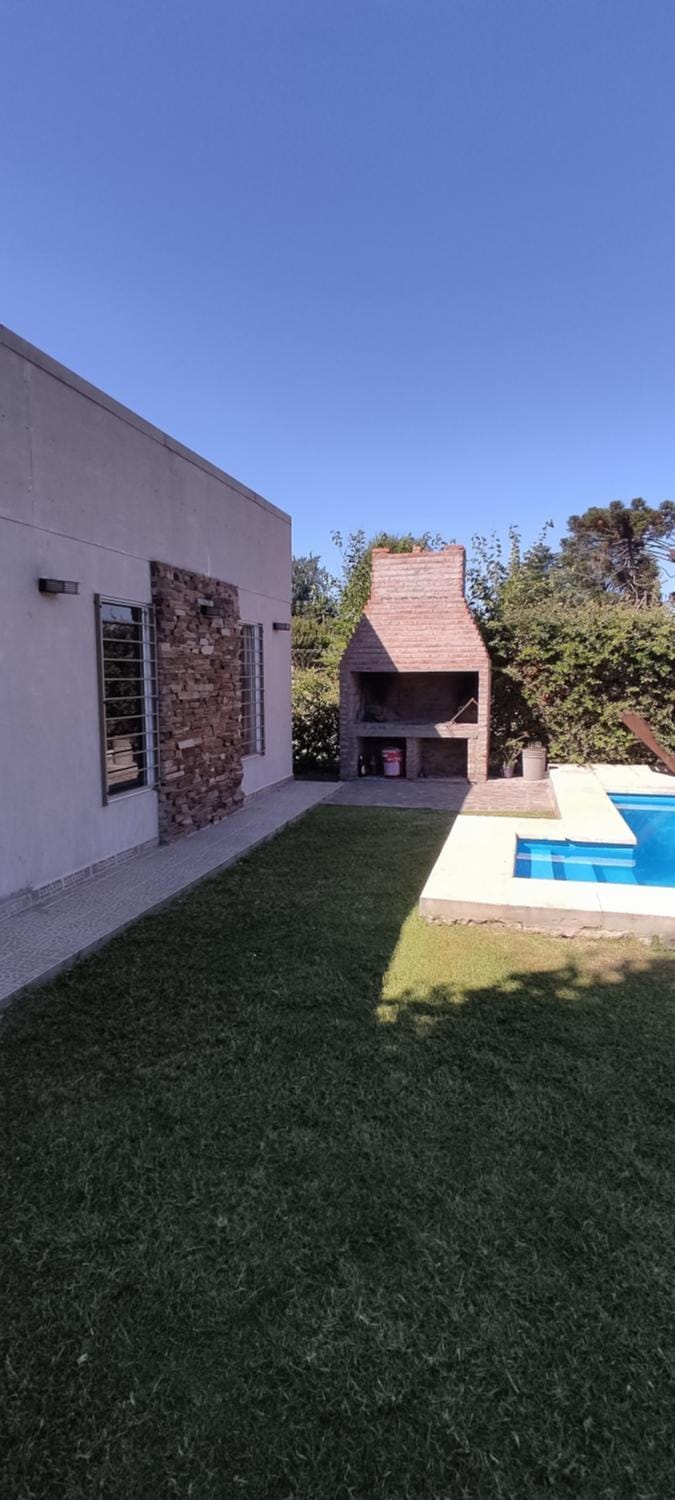 arrayanes House in Junín