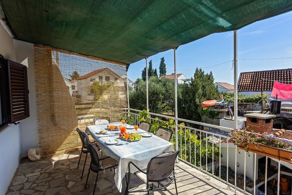 View (from property/room), Balcony/Terrace