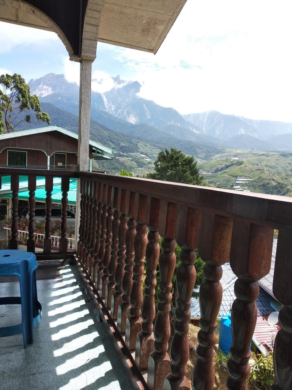 Balcony/Terrace, Seating area, Mountain view