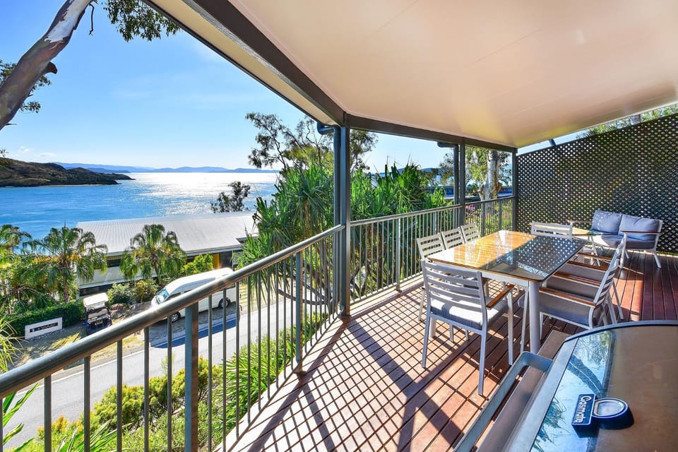 Hamilton Island Holiday Homes Apartment hotel in Whitsundays
