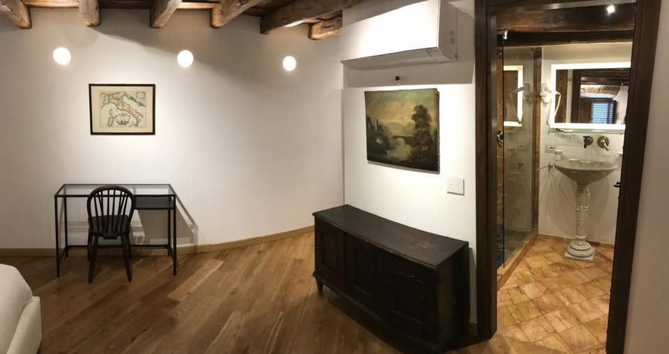La Casa Dei Marmi Apartment in Rome