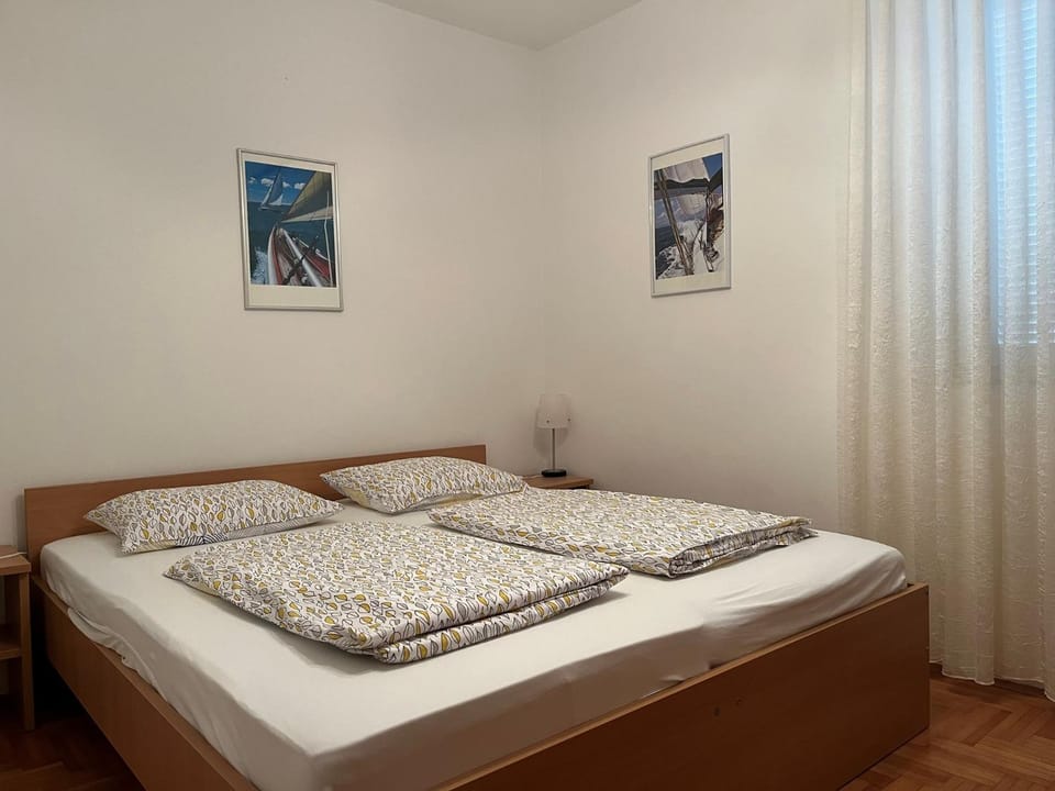 Decorative detail, Bedroom
