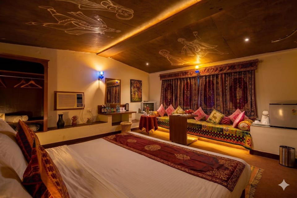 Bed, Photo of the whole room, Bedroom
