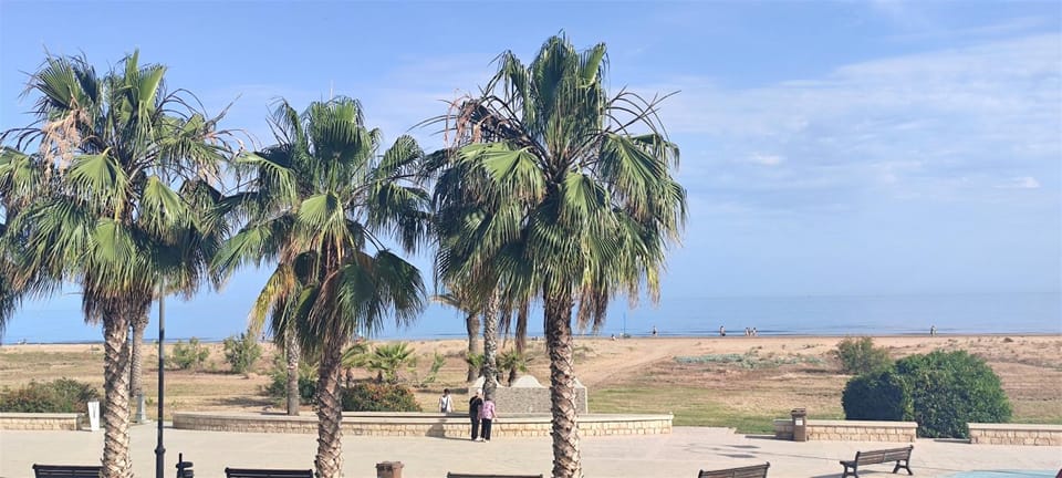 Neighbourhood, Sea view, Area and facilities