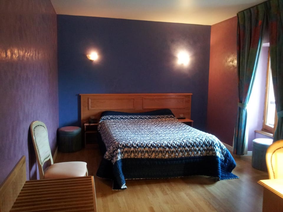 Day, Photo of the whole room