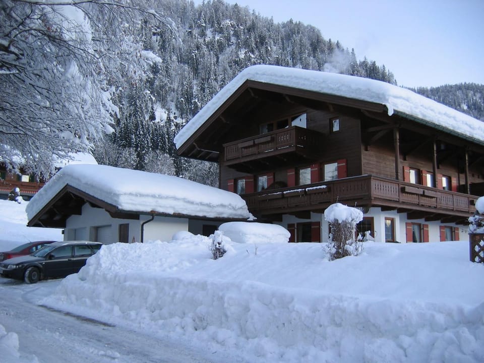 Property building, Winter