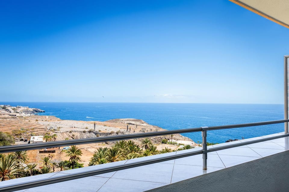 Day, Natural landscape, View (from property/room), Balcony/Terrace