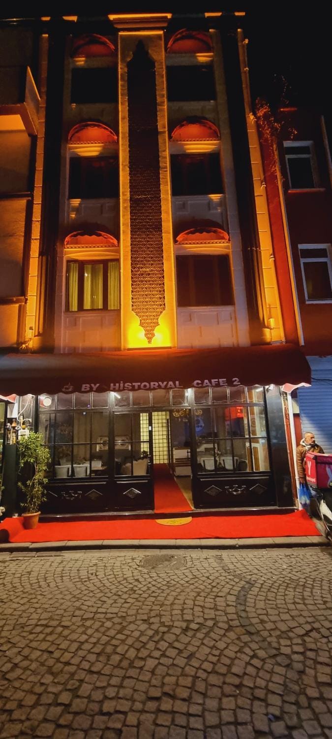 Property building, Night