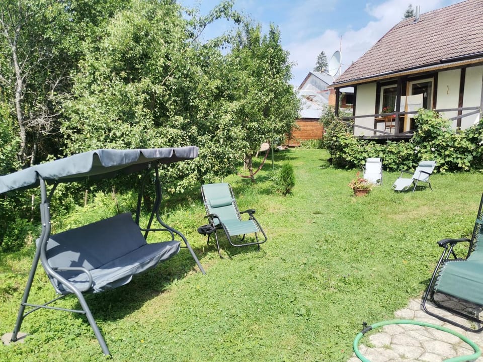 Біла Хижа (Хата) Nature lodge in Ukraine