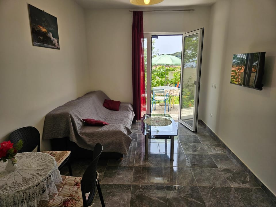 Dino and Jele Apartments Bed and Breakfast in Dubrovnik