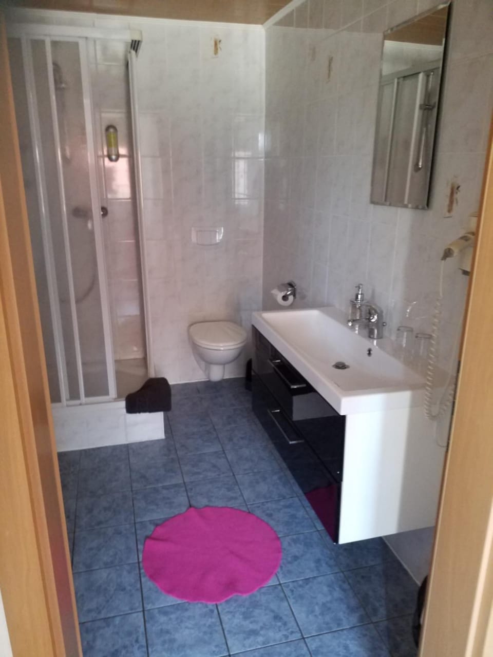 Shower, Toilet, Bathroom, Decorative detail