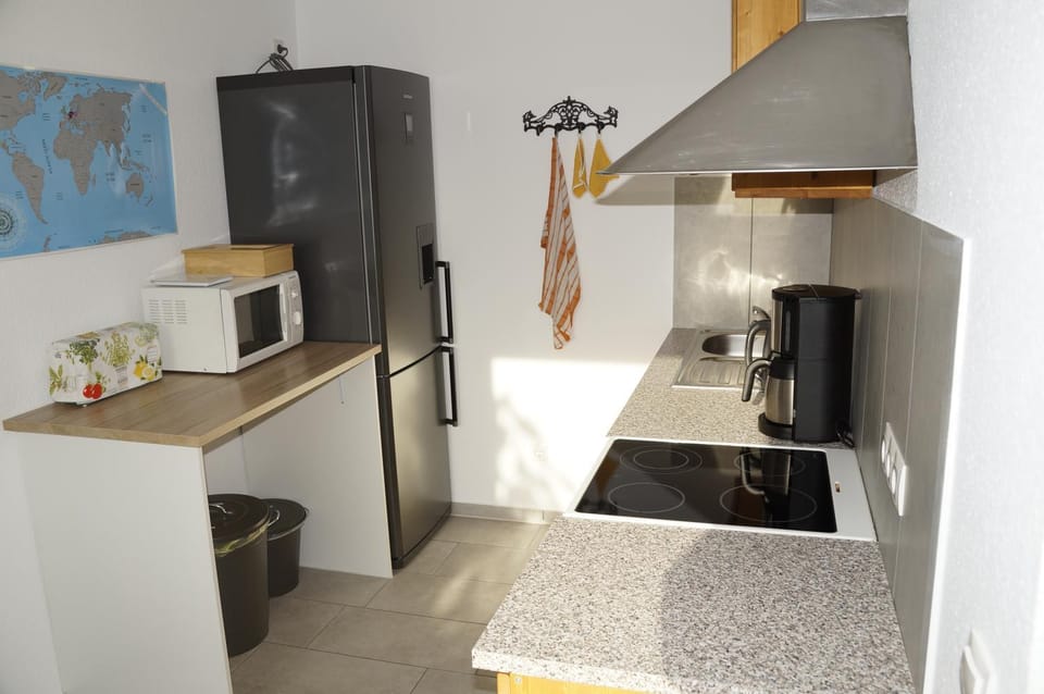 Coffee/tea facilities, Kitchen or kitchenette