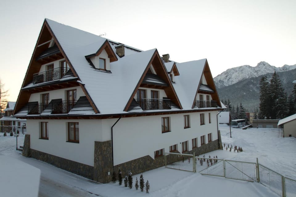 Property building, Day, Winter