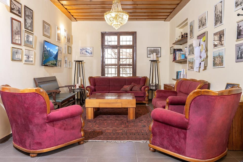 Seating area