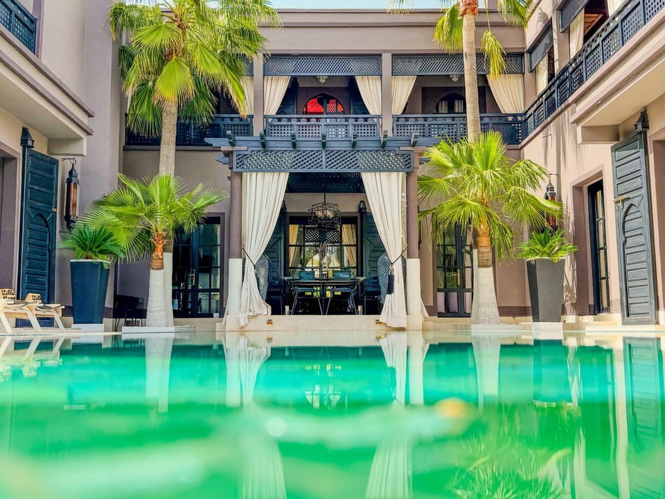 Property building, Swimming pool