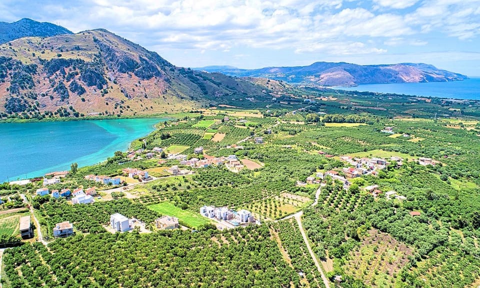 Nearby landmark, Natural landscape, Bird's eye view, Lake view, Sea view