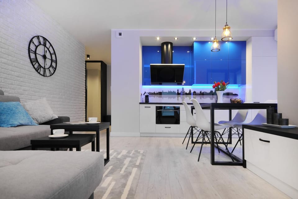 Kitchen or kitchenette, Living room, Seating area, Dining area