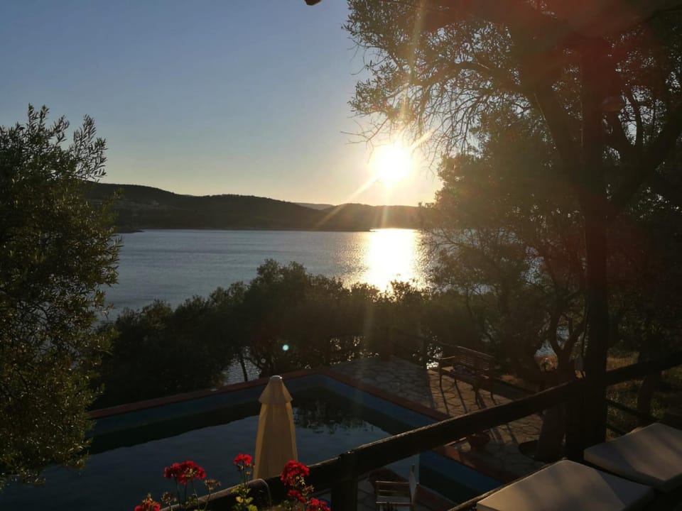 Garden view, Pool view, Sunrise