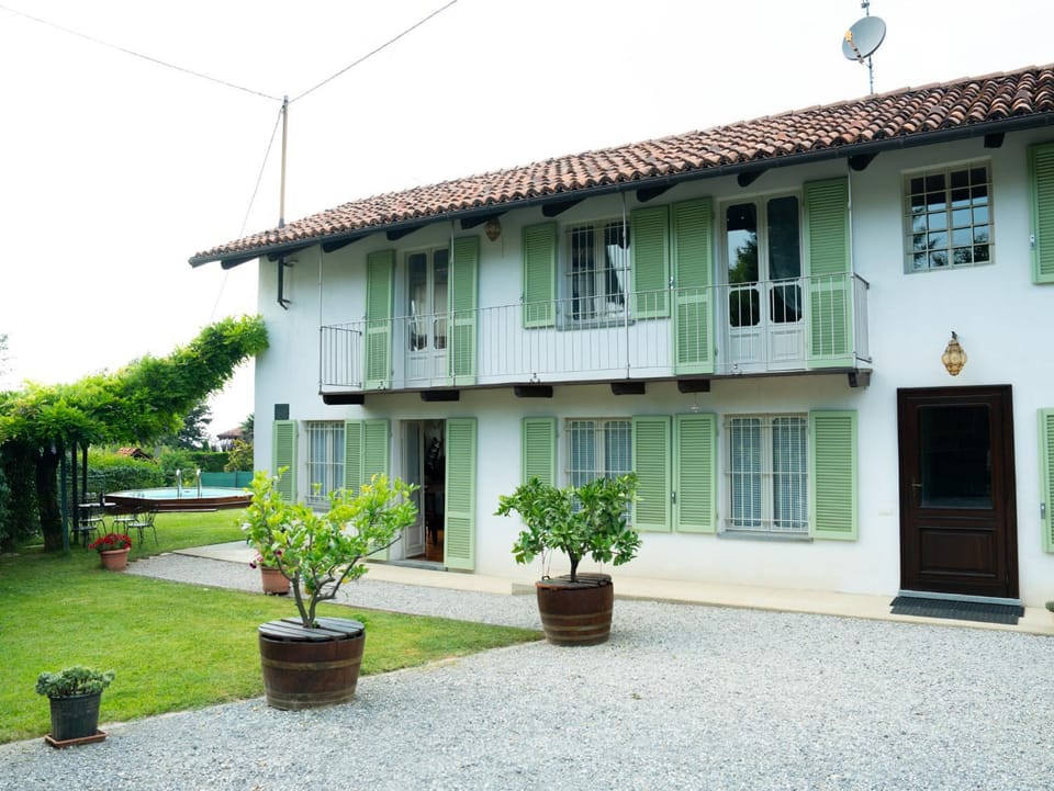 Casa Fornace 28 House in La Morra