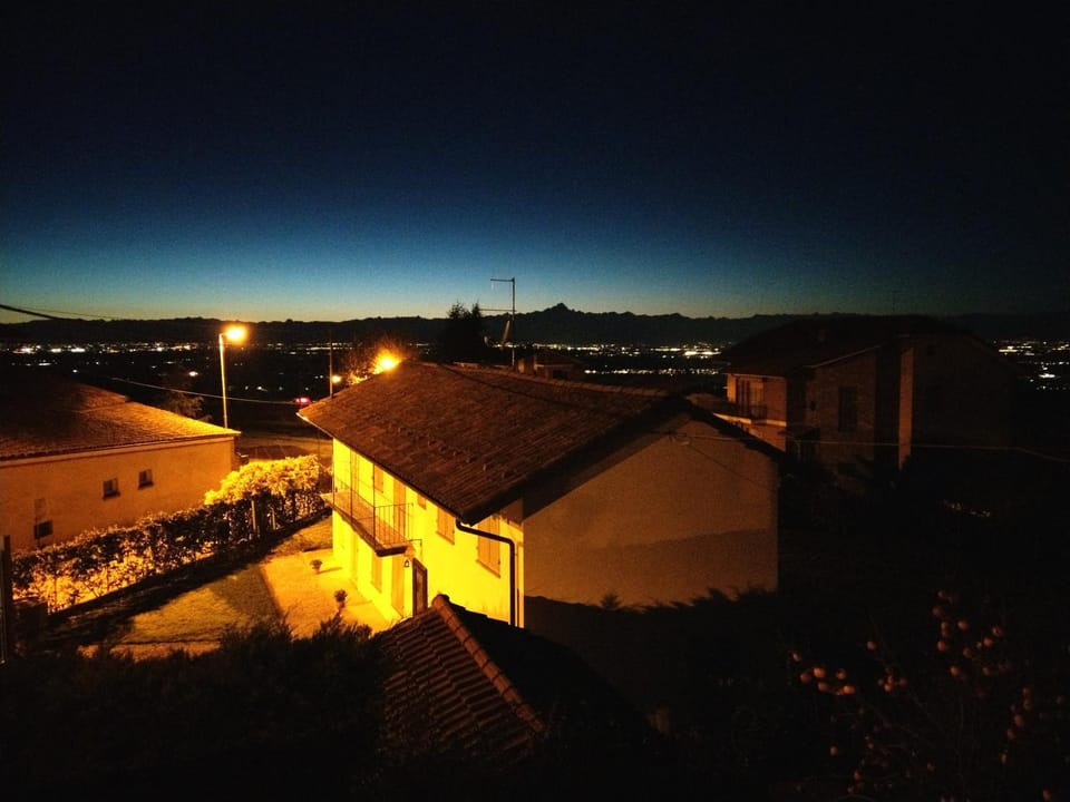 Casa Fornace 28 House in La Morra