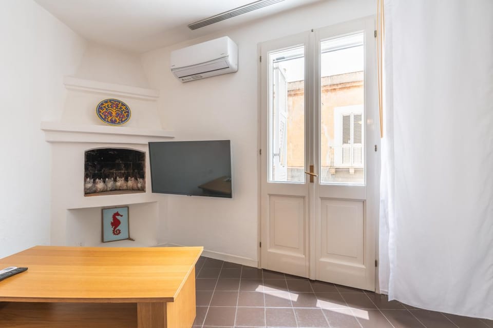 Casa Arcobaleno Carloforte House in Carloforte