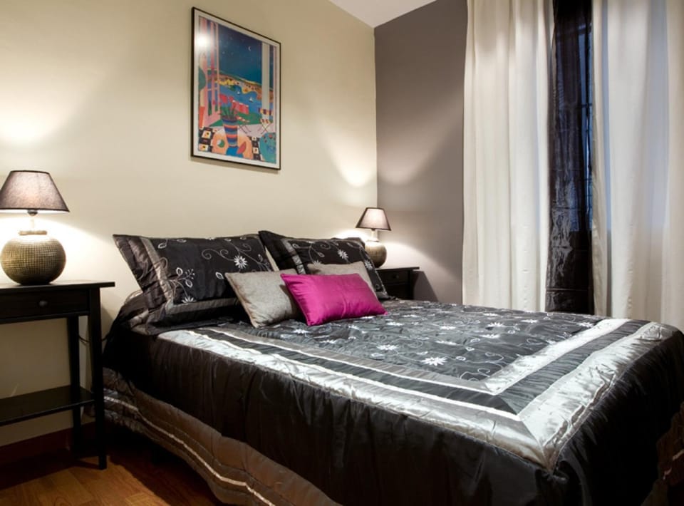 Bed, Bedroom