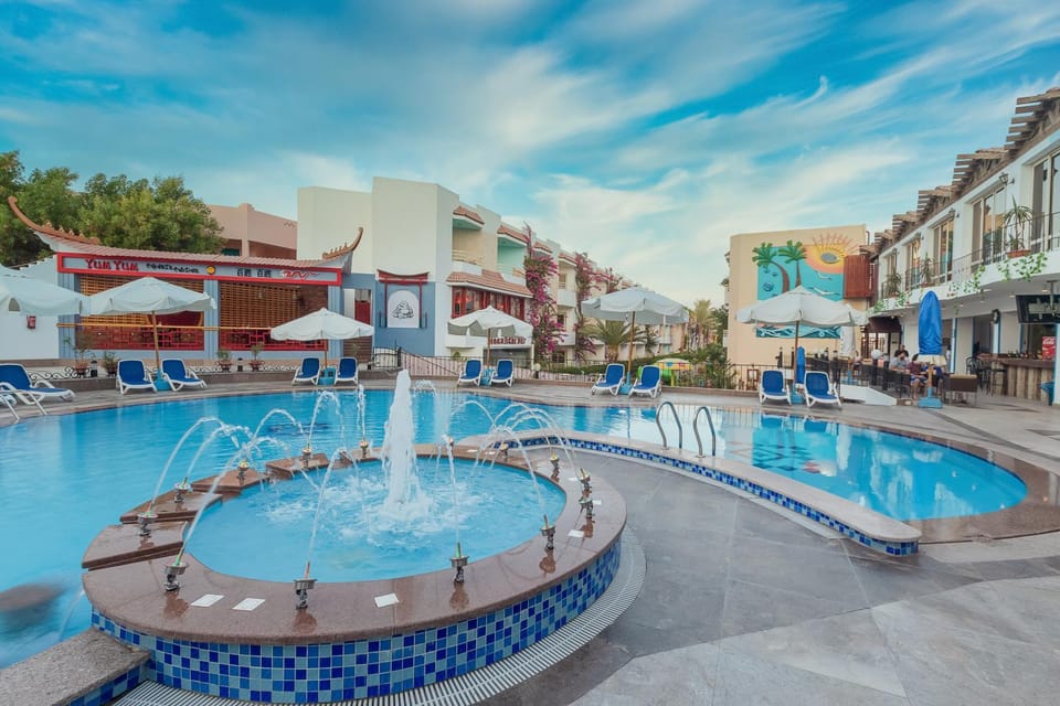 Property building, Swimming pool