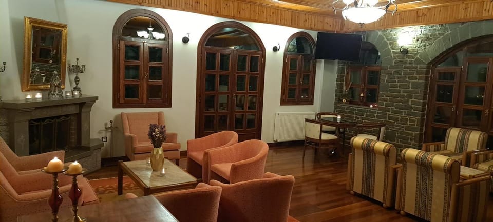 Living room, Seating area, flat iron