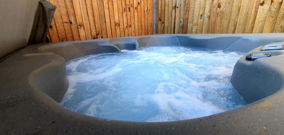 Natural landscape, Hot Tub