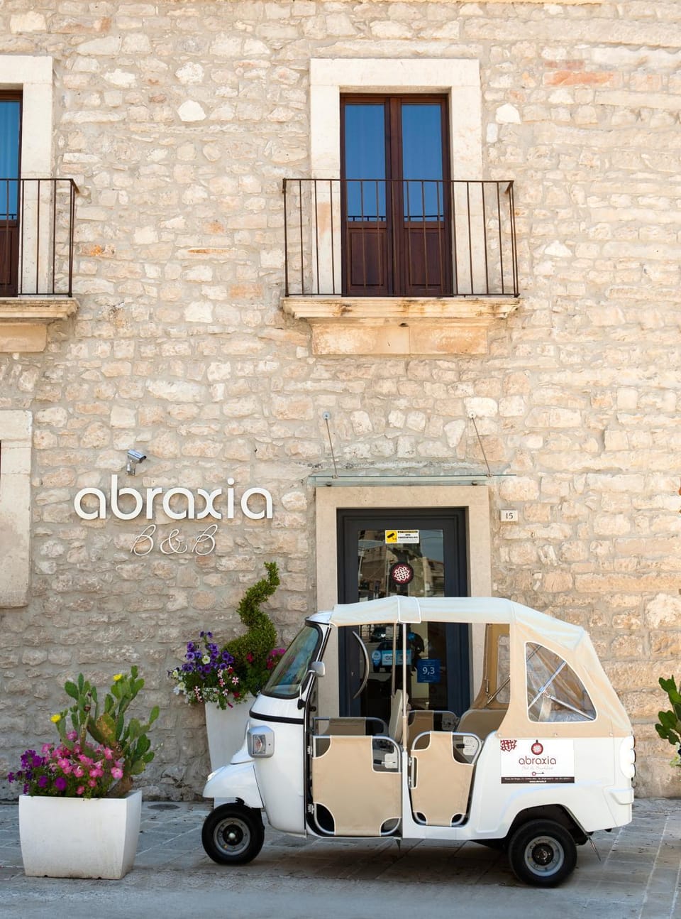 Facade/entrance, Spring, Property logo or sign