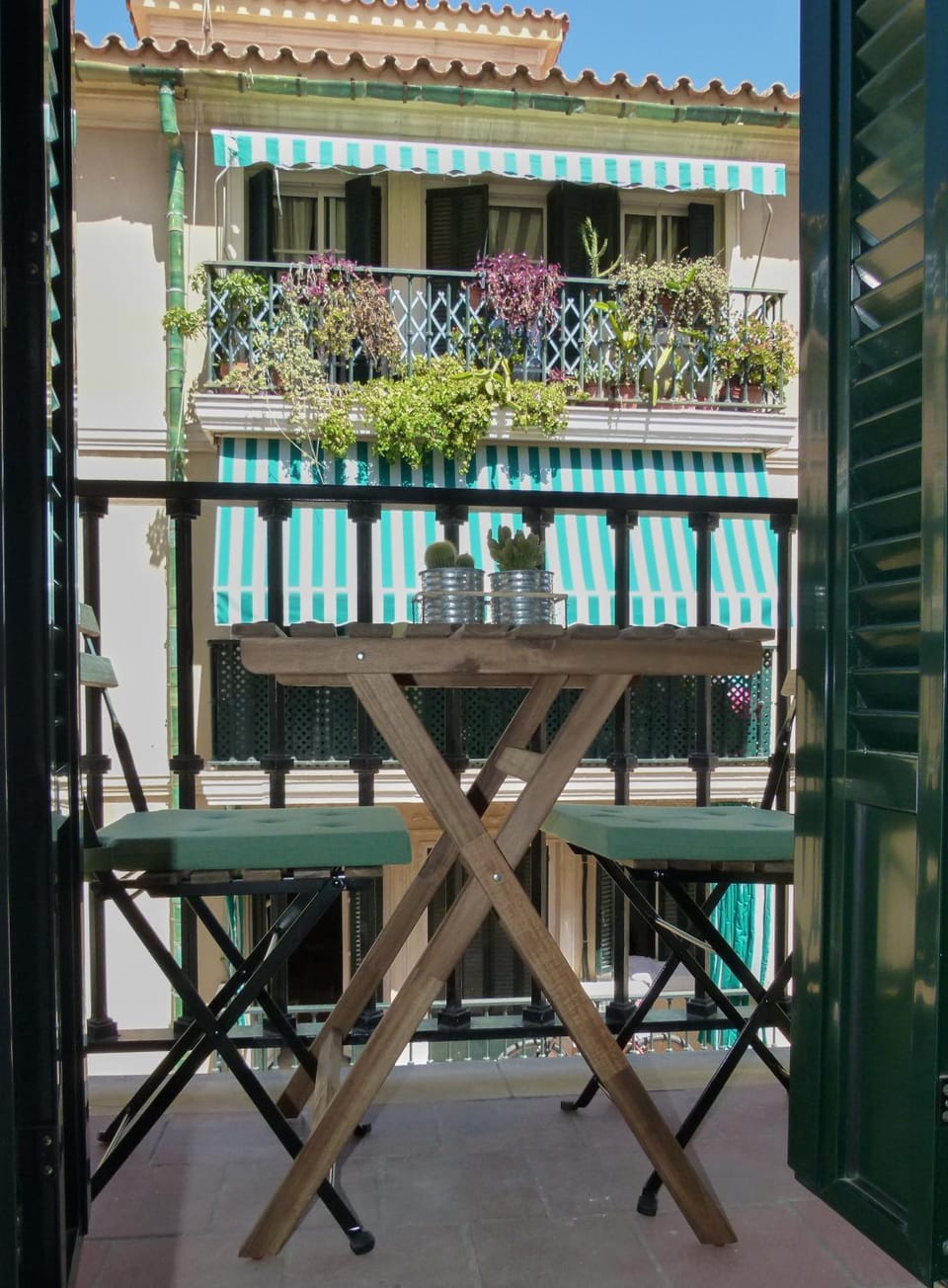 Patio, Library, Balcony/Terrace, Living room, Other, Photo of the whole room, Decorative detail, Dining area