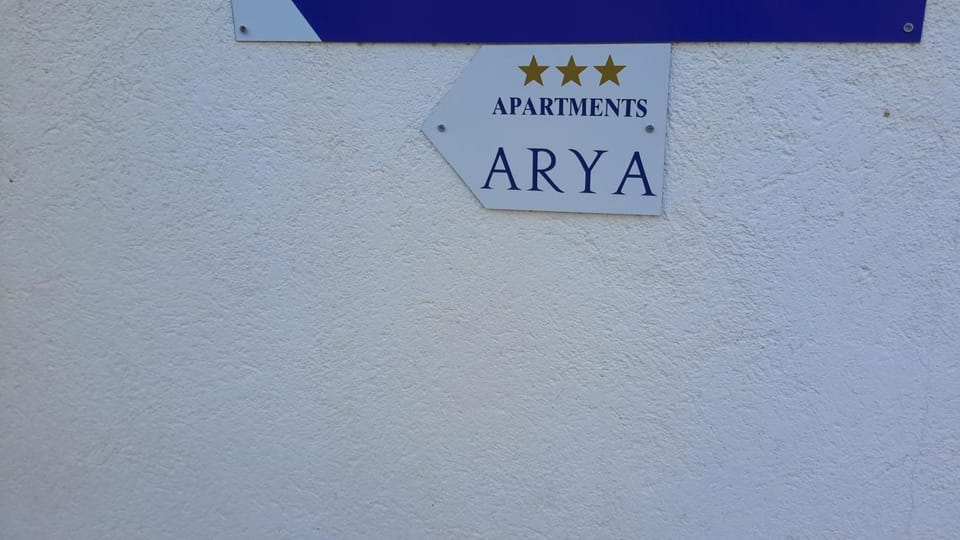 Arya Apartment in Podstrana