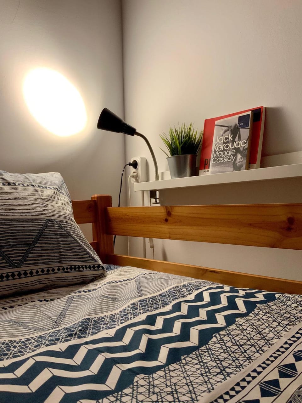 Bedroom, bunk bed