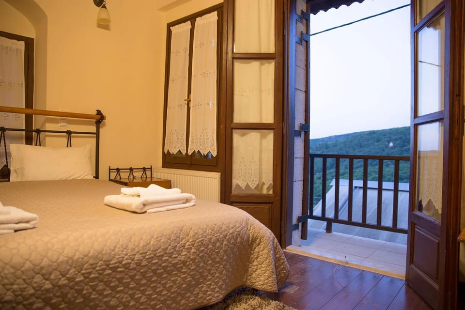 Bed, View (from property/room), Bedroom