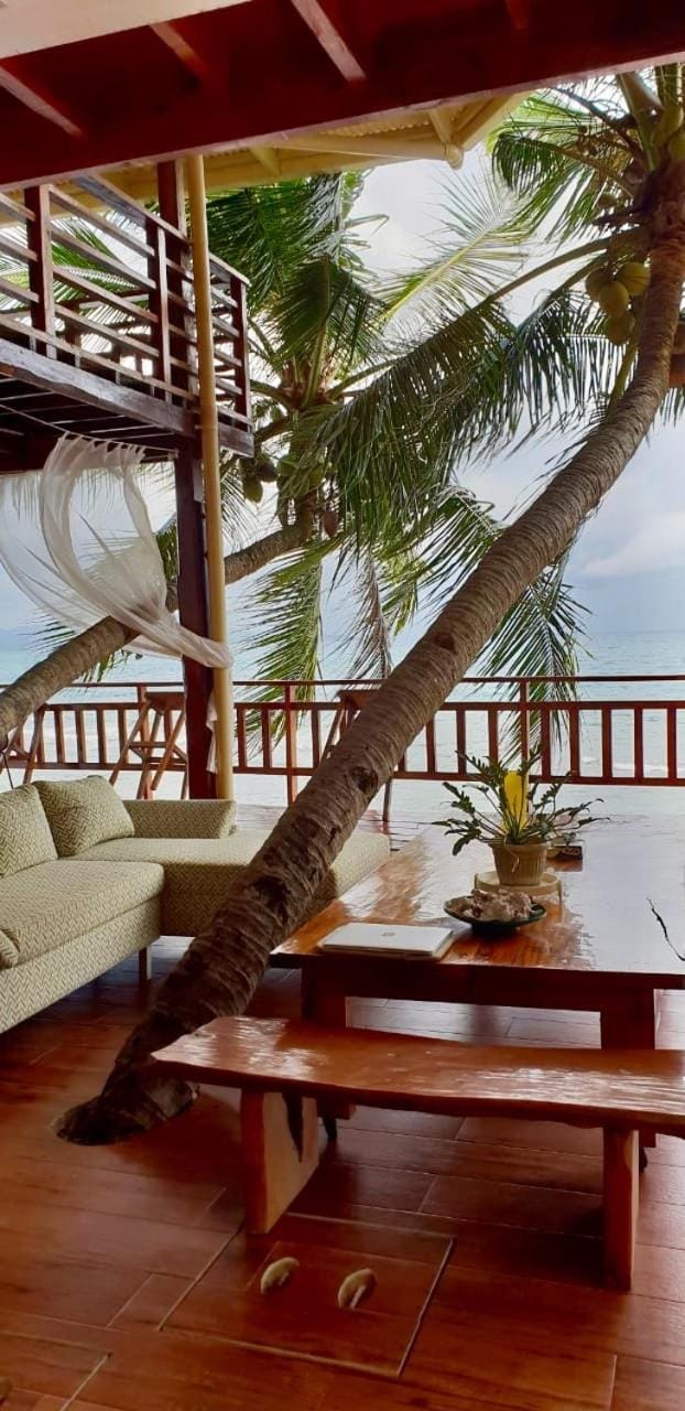 Villa Naatang Bohol Beach House 1 Villa in Central Visayas