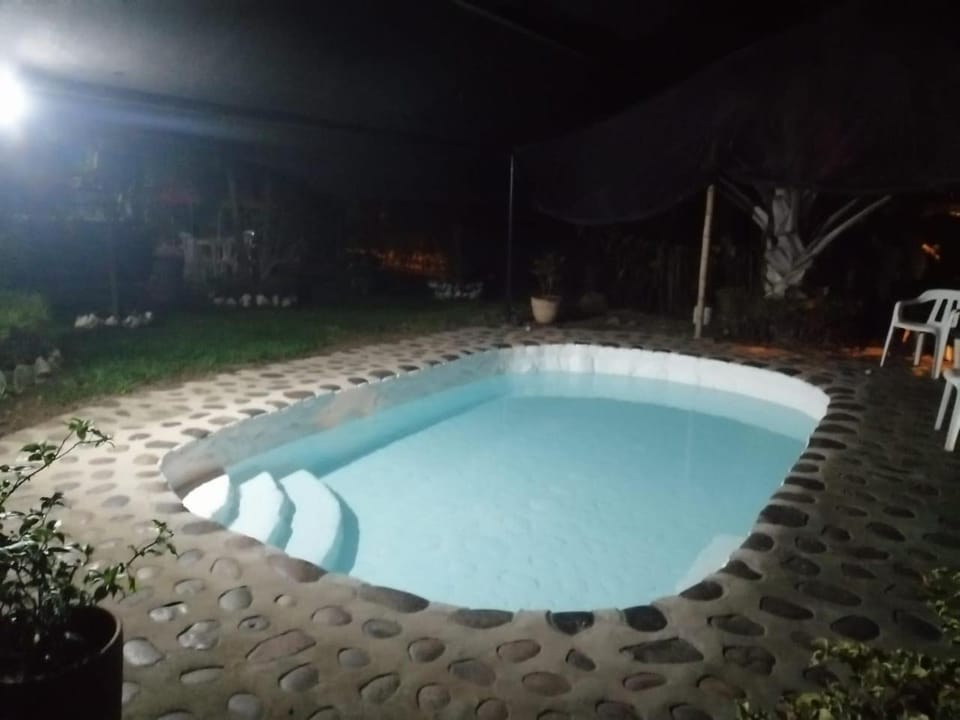 Swimming pool, Swimming pool