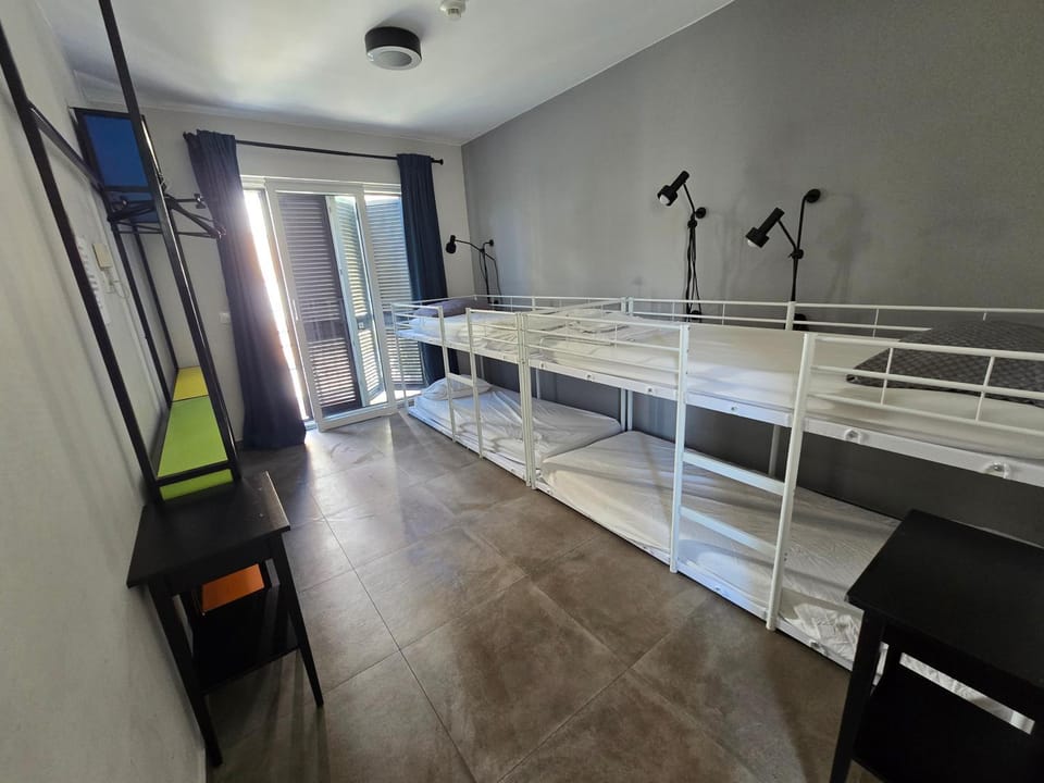 SUBTUB Hostel Makarska Hostel in Makarska