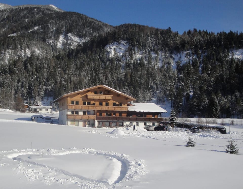 Property building, Winter