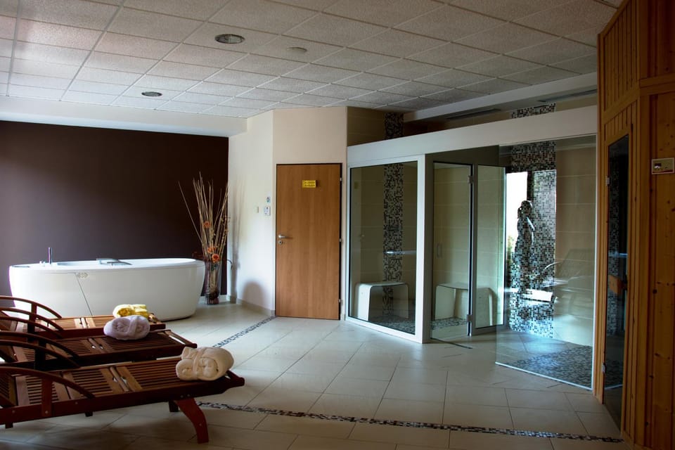 Steam room