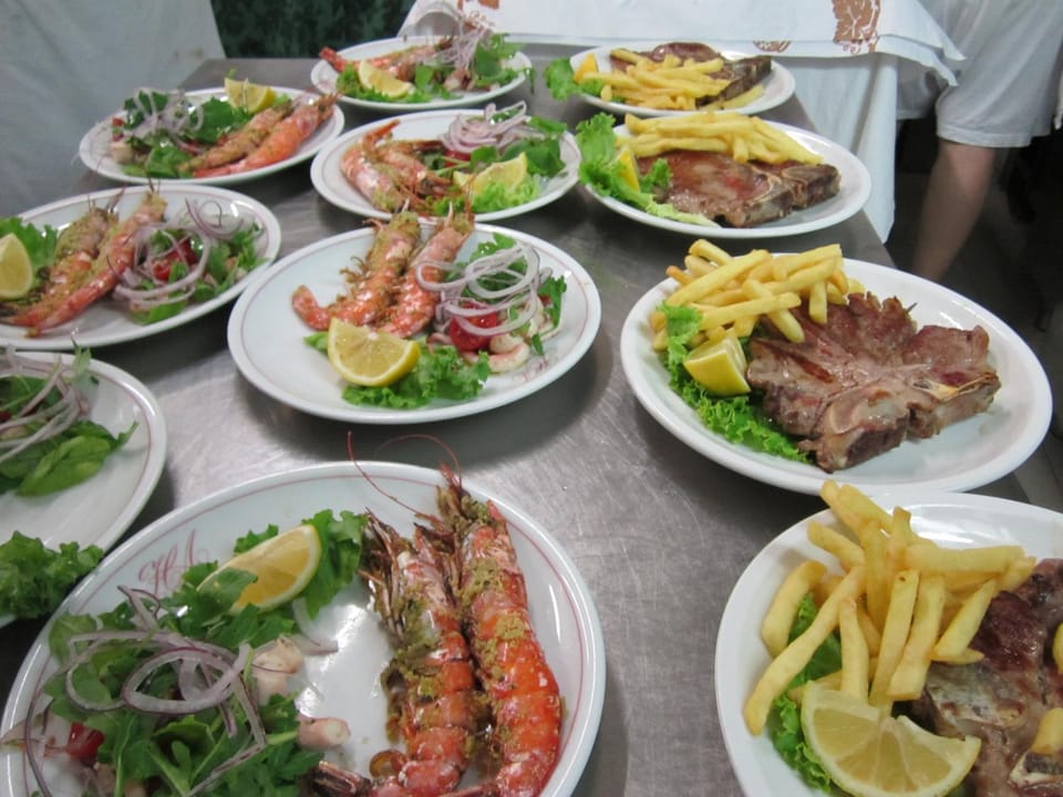 Restaurant/places to eat