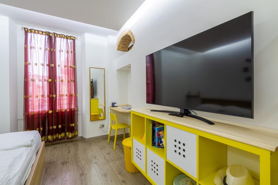TV and multimedia, Bedroom