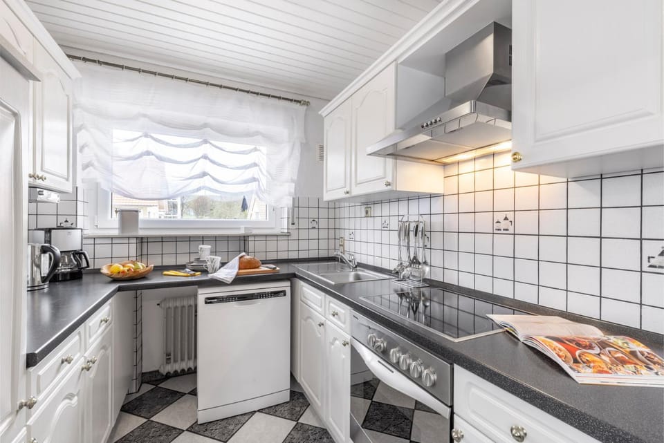 Hotel Garni Sonnengruss Bed and Breakfast in Hagnau am Bodensee