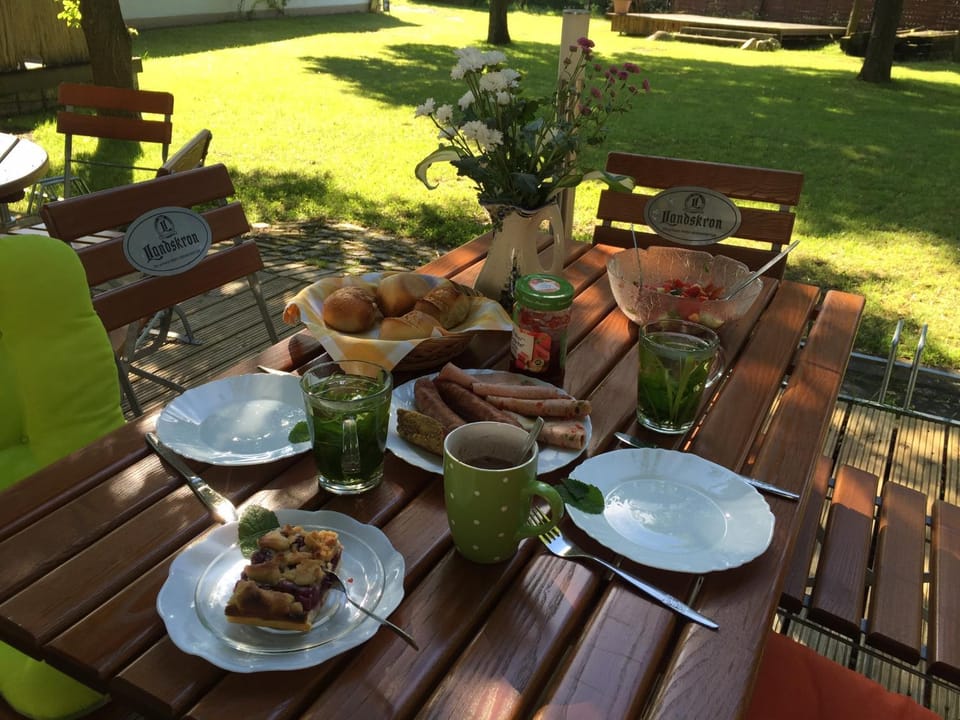 Garden, Food and drinks, Other, Breakfast