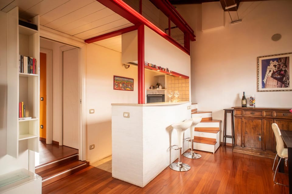 Kitchen or kitchenette, Living room