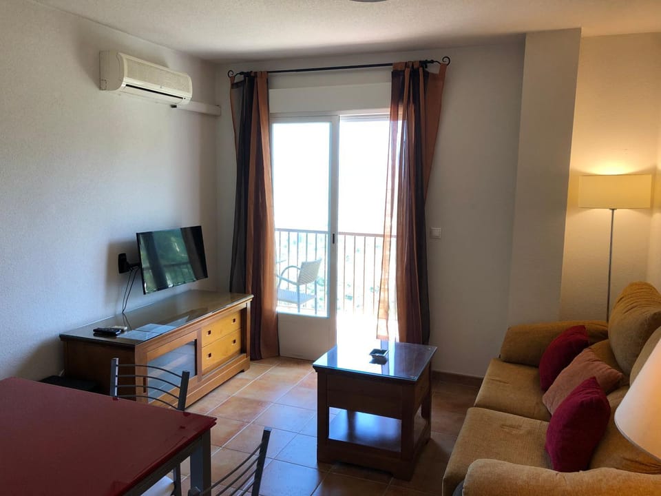 TV and multimedia, Living room, air conditioner
