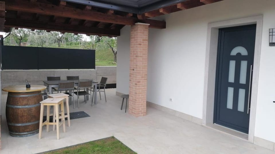 Corte Turrina Apartment in Lake Garda
