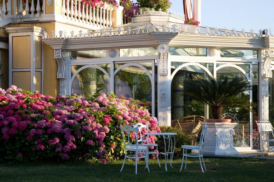 Patio, Spring