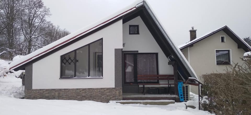 Property building, Winter
